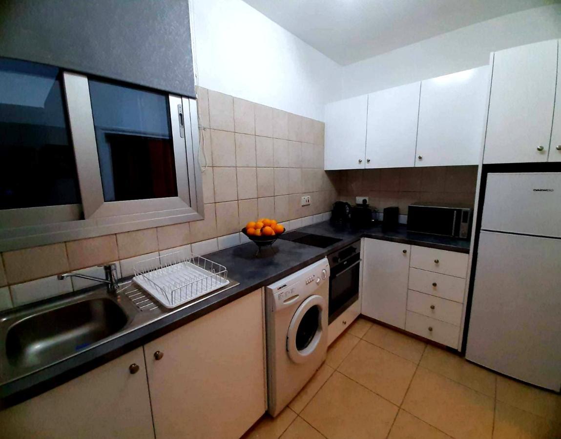 Penny'S Kato Paphos Apartment Dış mekan fotoğraf
